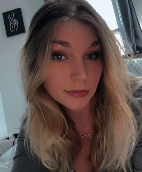 savannahlewis 独占モデル 画像