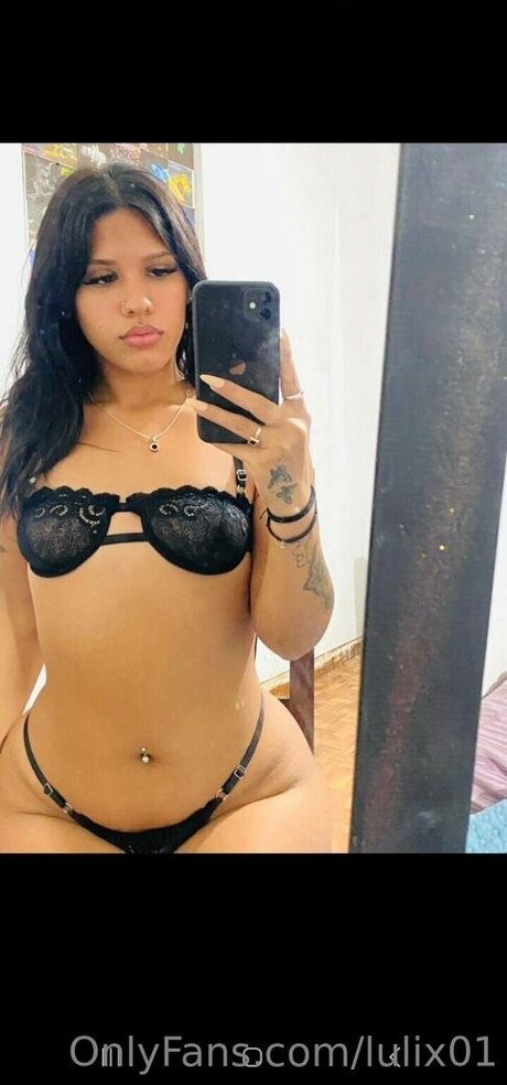 lulix01 セクシー女優 画像