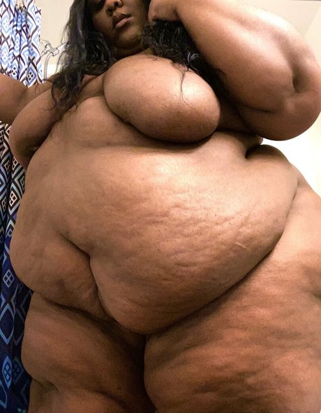 ssbbwerotika ホット女優 写真