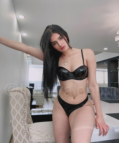 Libbyvalentini HDポルノスター 写真