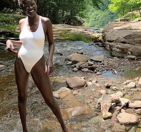 Khoudia Diop 最高のポルノスター 画像