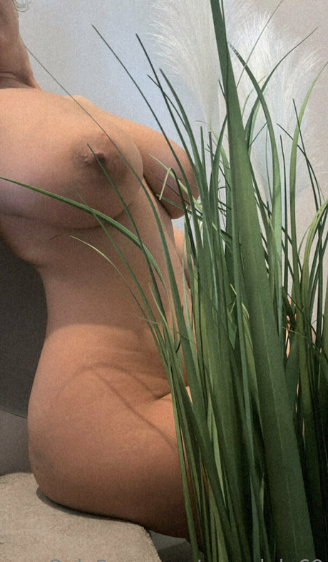 アジアンシャワー OnlyFans アダルト 画像