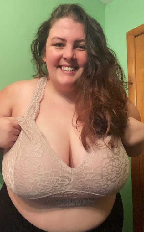 athoughtfulthot ポルノスター 写真