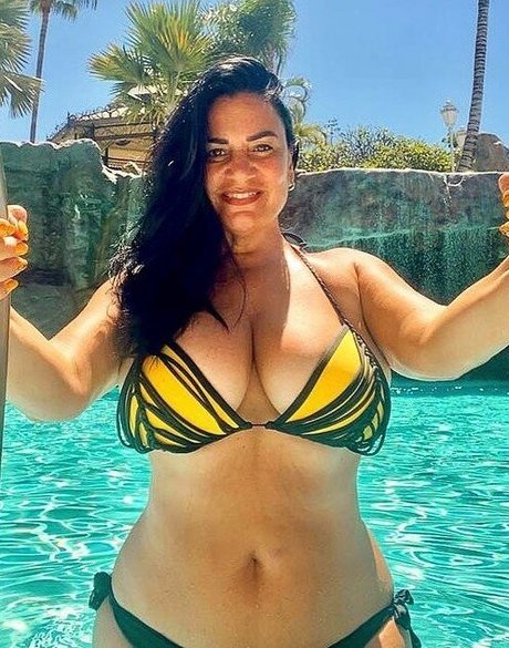 Angela Cavagna 素敵な女優 写真
