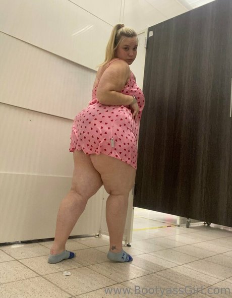 bootyassgirl エロティックなモデル 写真