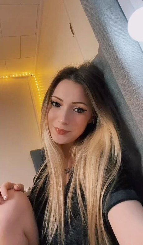 Little Momma profile image