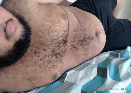 nyxie ledros ポルノスター セックス 写真