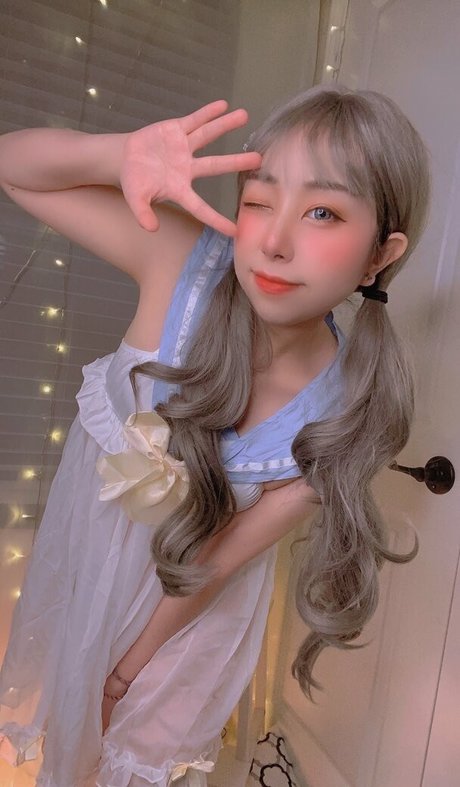 sandyth3li0n 無料女優 写真