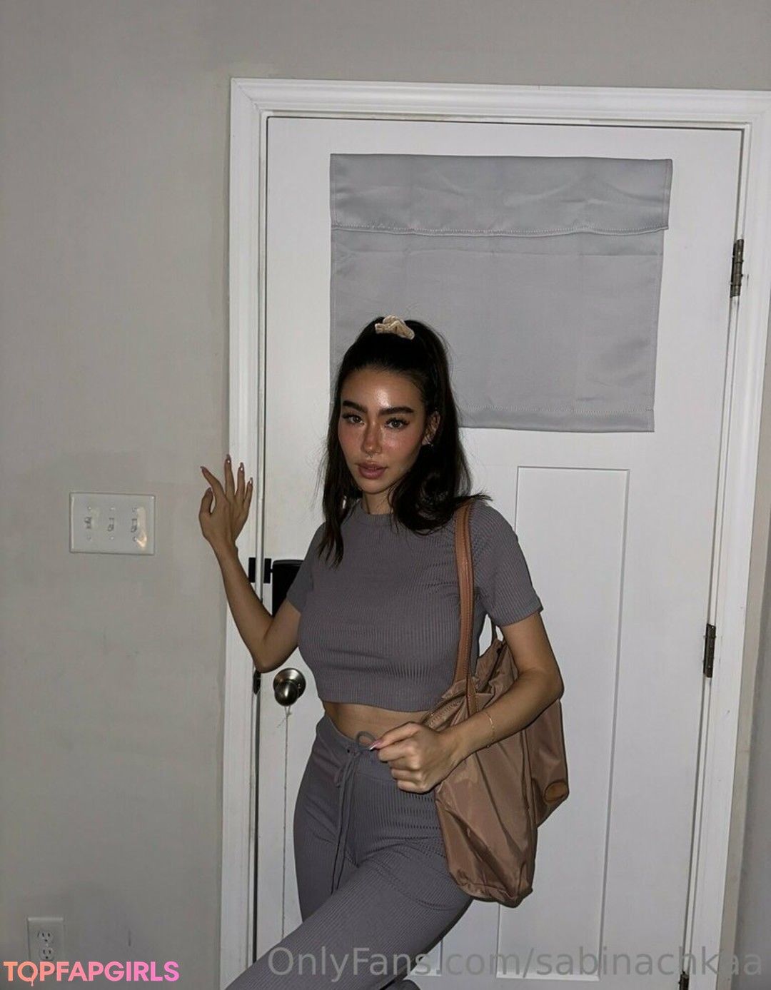 sabinachkaa セックスモデル 写真