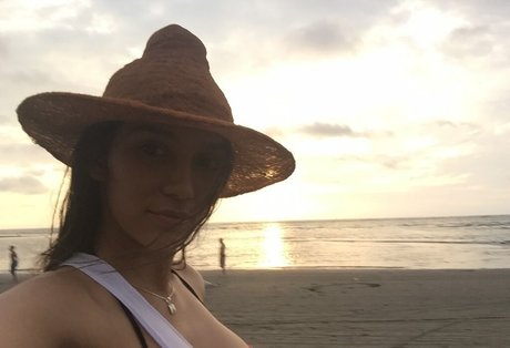 Abie Smith 美しい女優 写真