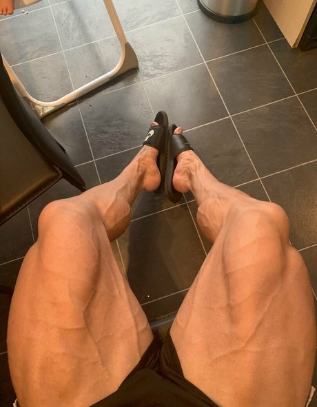 パンツ オンリーファンズ セクシー 写真