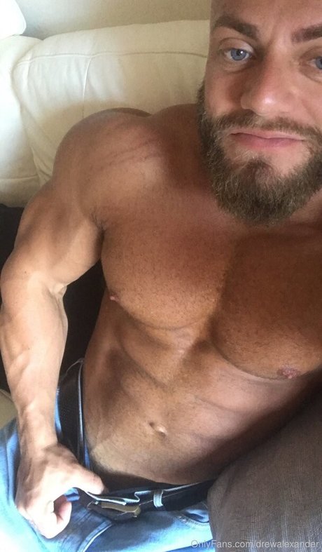 ブロンドオンリーファン セクシーヌード 画像