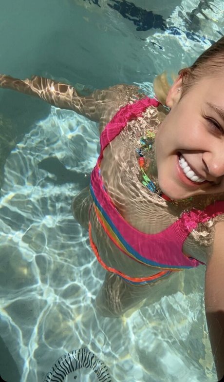 Jojo Siwa ホット女優 写真