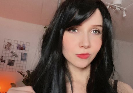 Apollolol セクシーモデル 写真