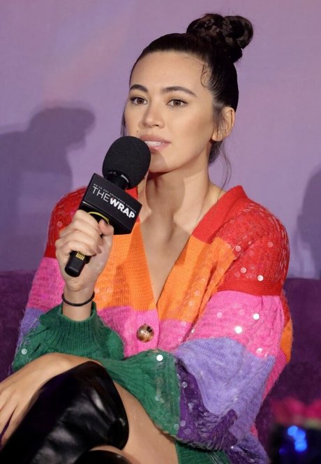 Jessica Yu Li Henwick アダルトスター 写真