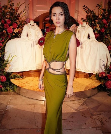 Jessica Yu Li Henwick ヌードスター アーカイブ