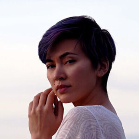 Jessica Yu Li Henwick アダルトモデル 写真