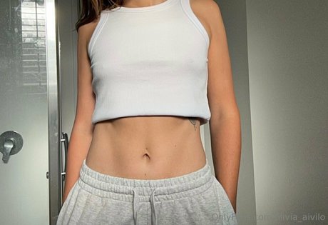 olivia aivilo ヌードのポルノスター 写真