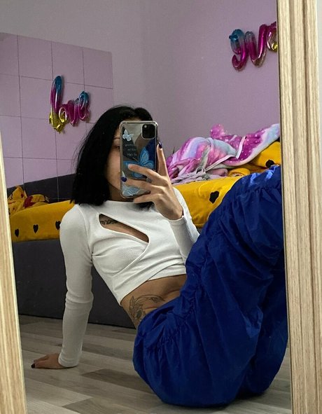 polly smalls 完璧な女優 写真