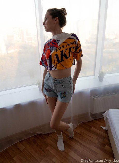 elenaross top profile image