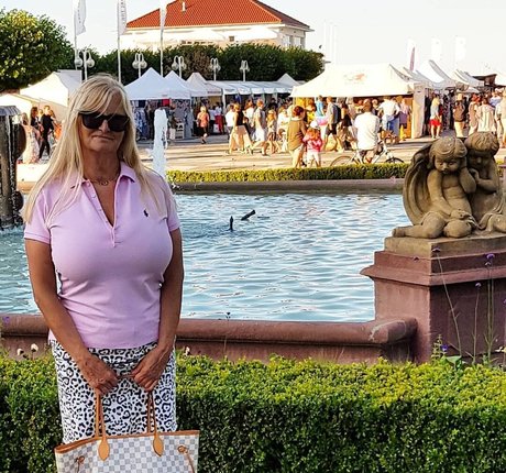 Beata Stanczak ポルノスター エロティック 写真