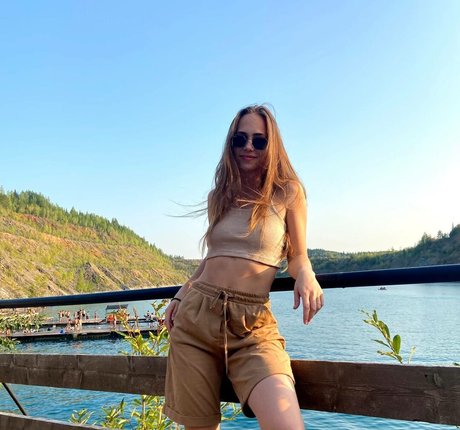 alena shuvaeva 高品質モデル 写真