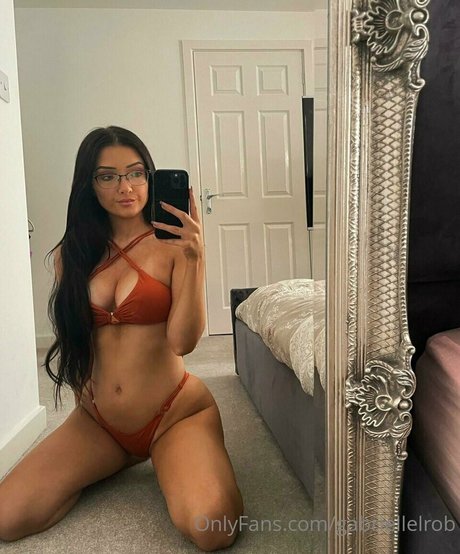 Gabrielle Louise 素敵なモデル 写真