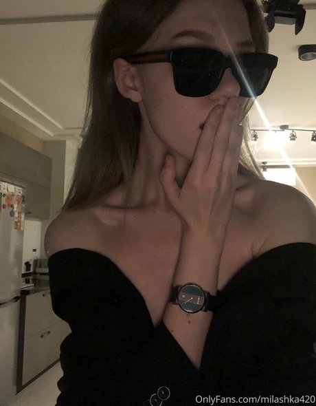 milashka420 可愛い女優 写真