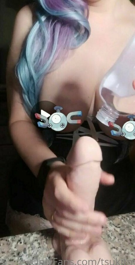 tsukitn 美しいモデル 写真
