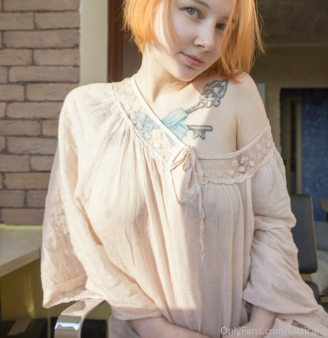tacticake 美しいモデル 写真