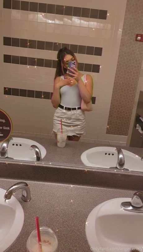 脱衣OnlyFans ポルノ 写真