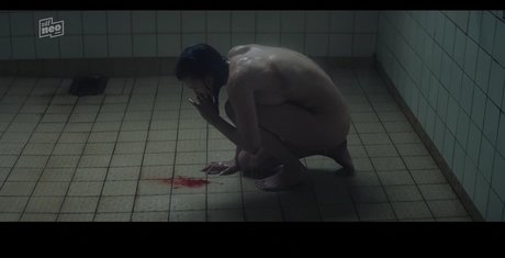 Aylin Tezel ホットなポルノスター 写真
