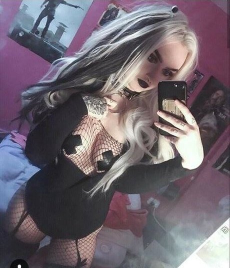 susanmfirefly ポルノモデル 写真