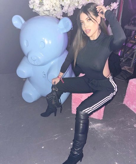 Wanda Nara ポルノスター ギャラリー