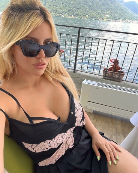 Wanda Nara スターセックス 写真