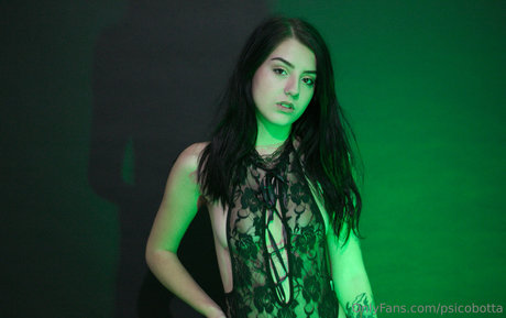 psicobotta エロティックモデル 画像