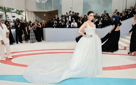 Alia Bhatt 美しいスター 画像