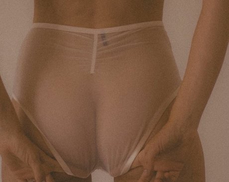 Niki Anson 完璧なスター 画像