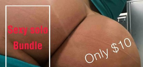 horniest mom 素敵なモデル 画像
