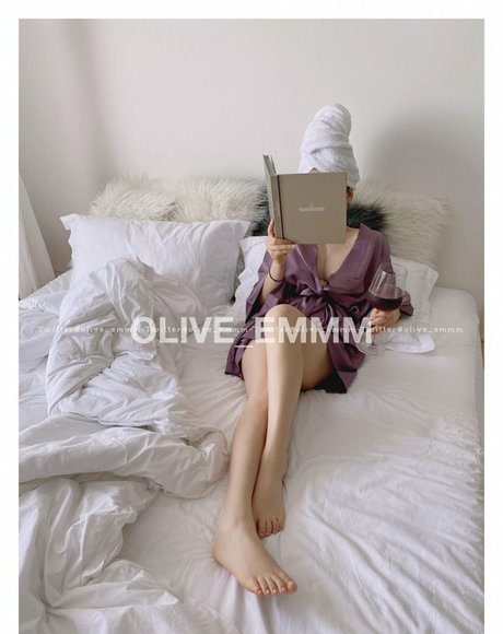 imoliveemmm ポルノスター パーフェクト 写真