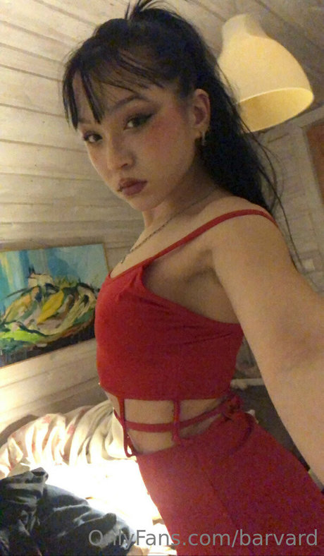 barvard 美しい女優 写真