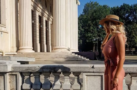 Andreea Ungur xxx女優 アーカイブ