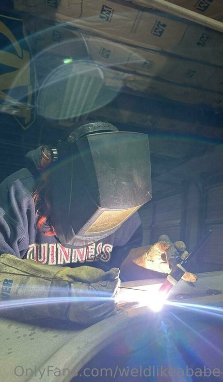 weldlikeababe 独占モデル 画像
