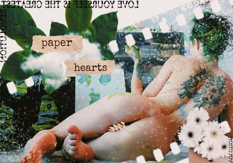 小さいチンポのシーメールOnlyFans セクシーヌード 写真