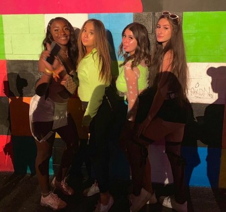 Samantha S 独占ポルノスター 写真