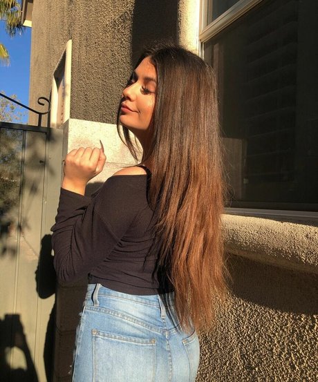 Samantha S トップ女優 アーカイブ