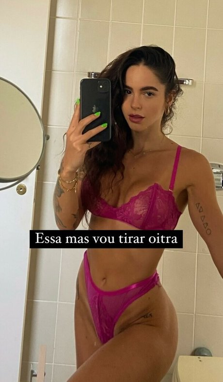 Manu Guglielmi ヌードモデル 写真