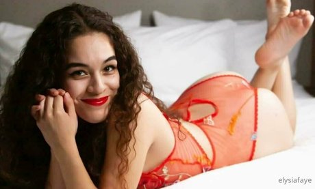 elysiafayex アダルト女優 画像