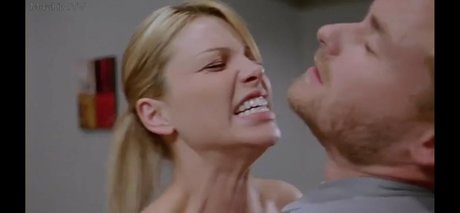 Lauren German ポルノスター セクシー 画像