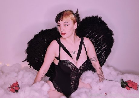 jas monroe ポルノスター HD 写真